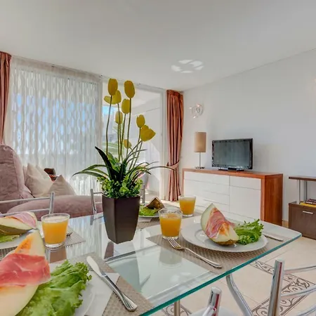 公寓 307 Bright, Sea View, Air Conditioning With Swimming Pool
