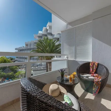 307 Bright, Sea View, Air Conditioning With Swimming Pool * 美洲海滩